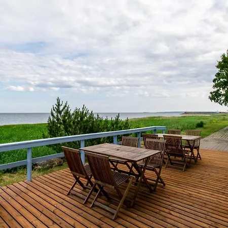 Kuus Solme - Sea View 쿠레사아레